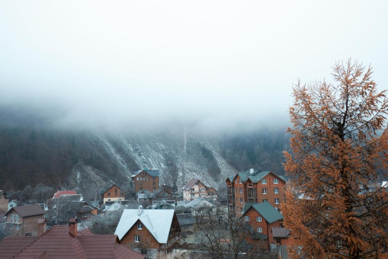 Kuban Апартаменти Yaremche Bagian luar foto